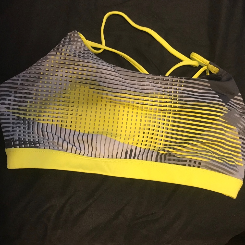 Sports bra